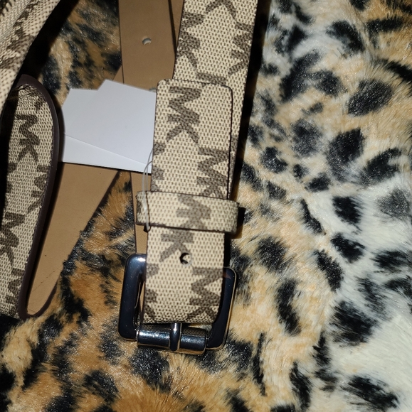 Michael Kors - Picture 6 of 17